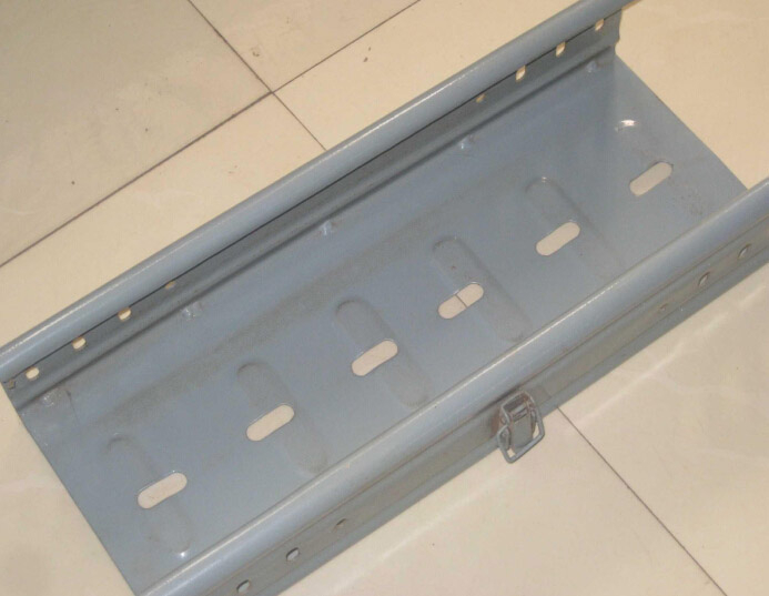 托盤式電纜橋架1